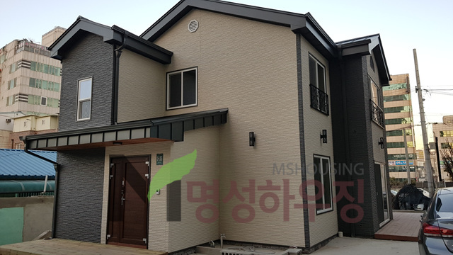 45평형(1층 23평 2층 22평)